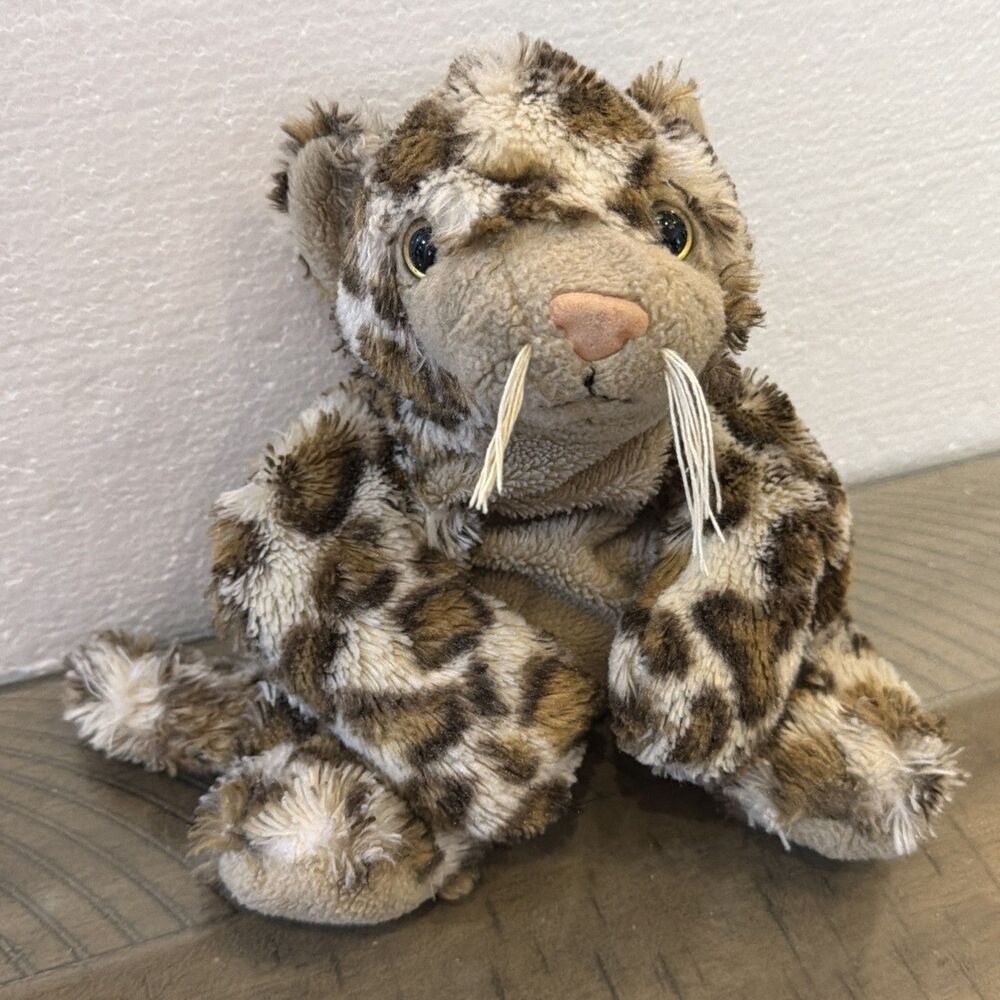 Wishpets Larson Brown Leopard Stuffed Animal Plush 2011 Pink Nose Yellow Eyes